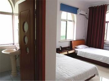 Longtai Star Hotel Qingdao Eksteriør bilde